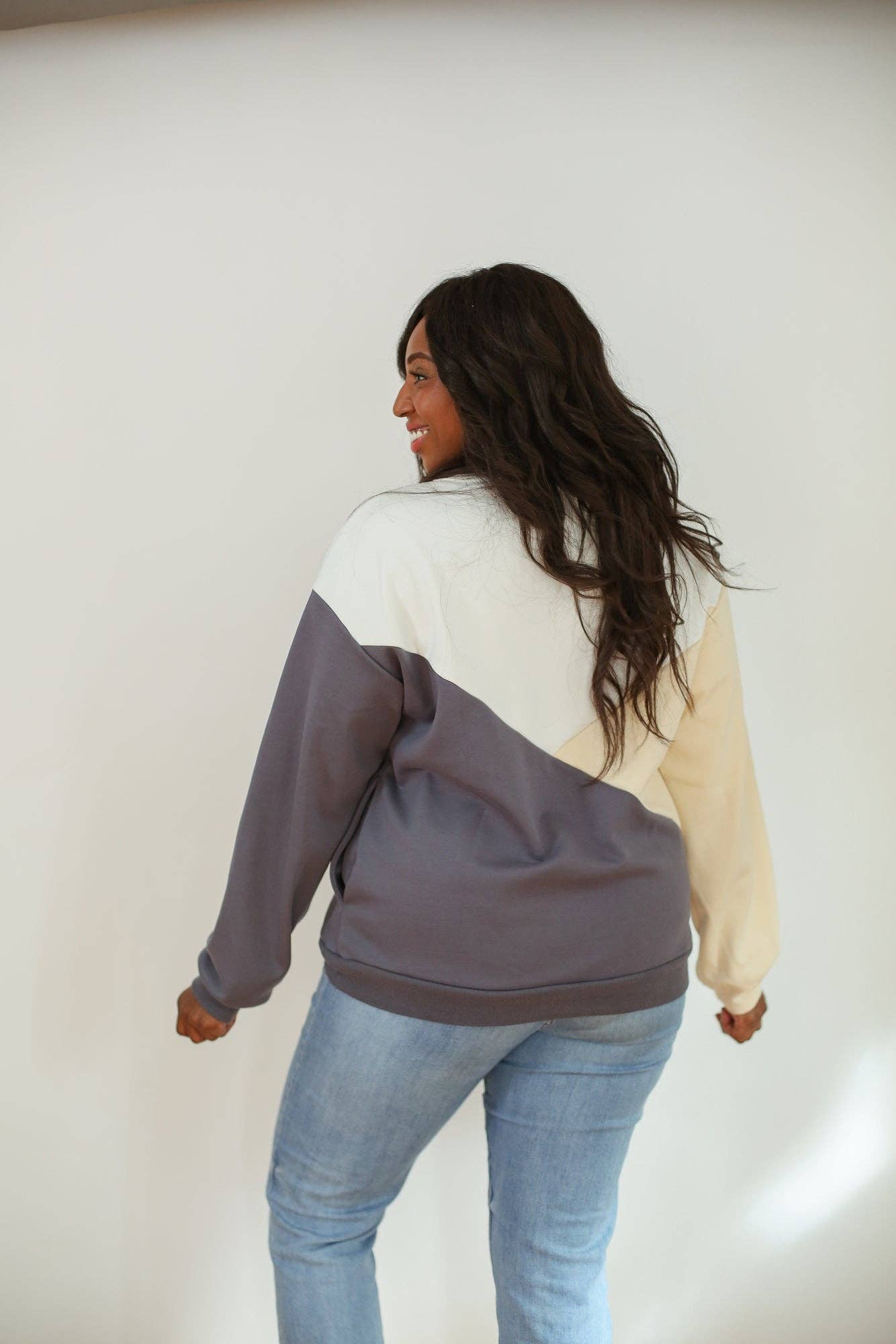Crewneck Diagonal Zip Breastfeeding Sweatshirt | Camel