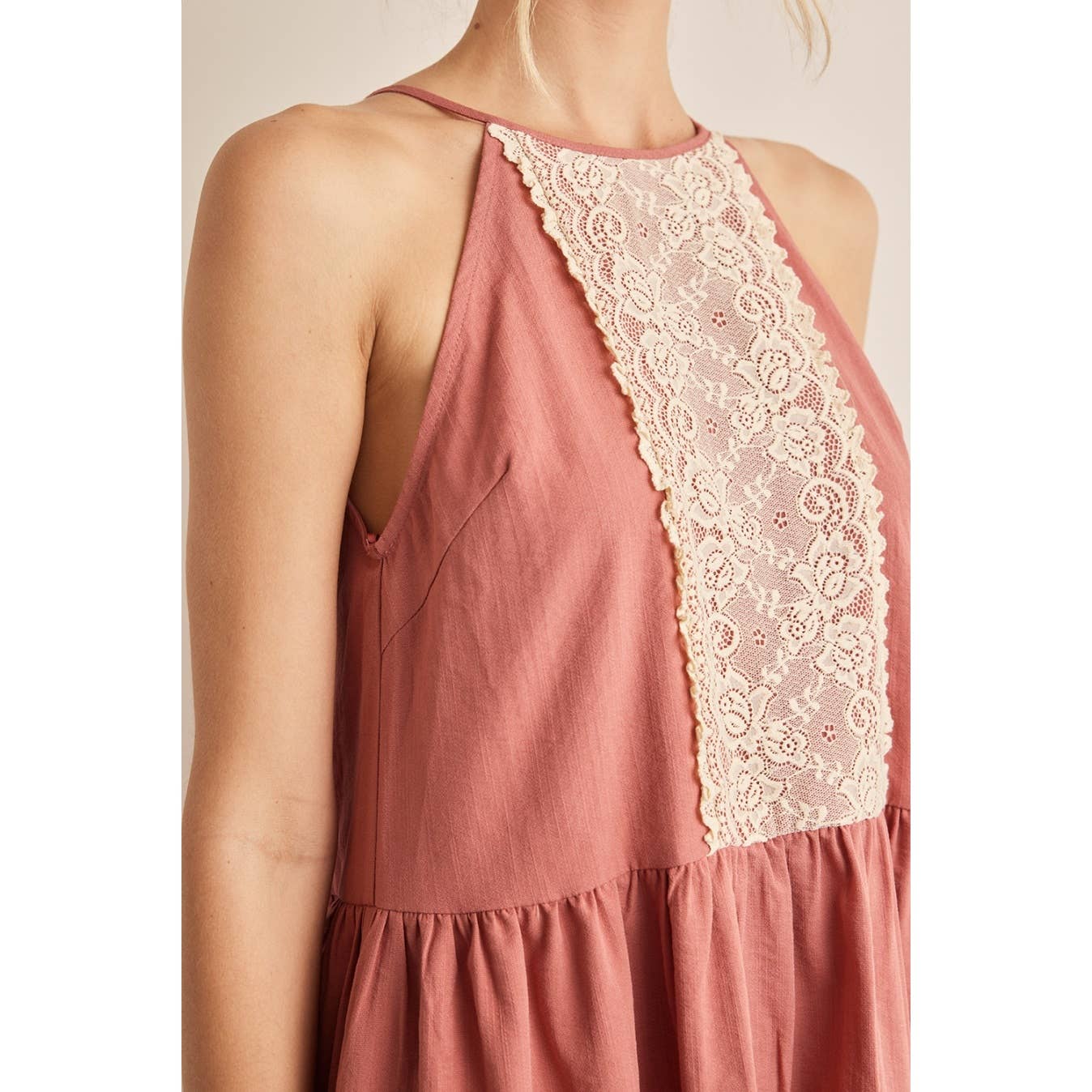 Lace Contrast Tiered Halter Neck Mini Dress L / CLAY