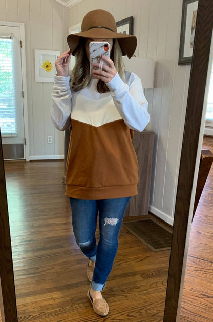 Nursing Queen Sweetheart Nursing Sweatshirt | Camel