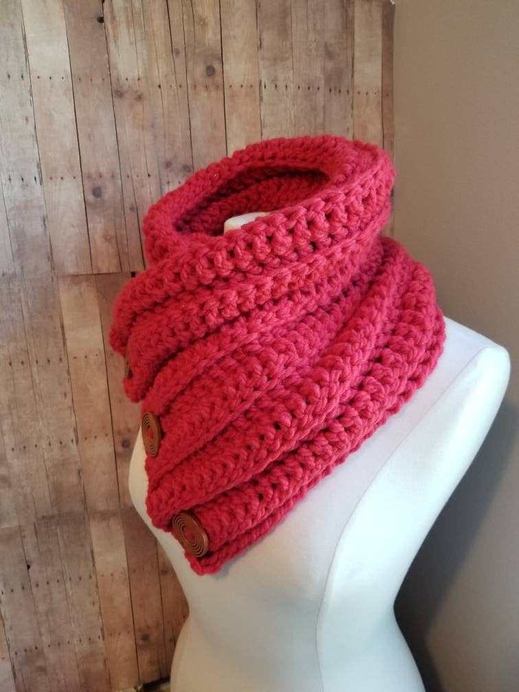 Three Button Cowl