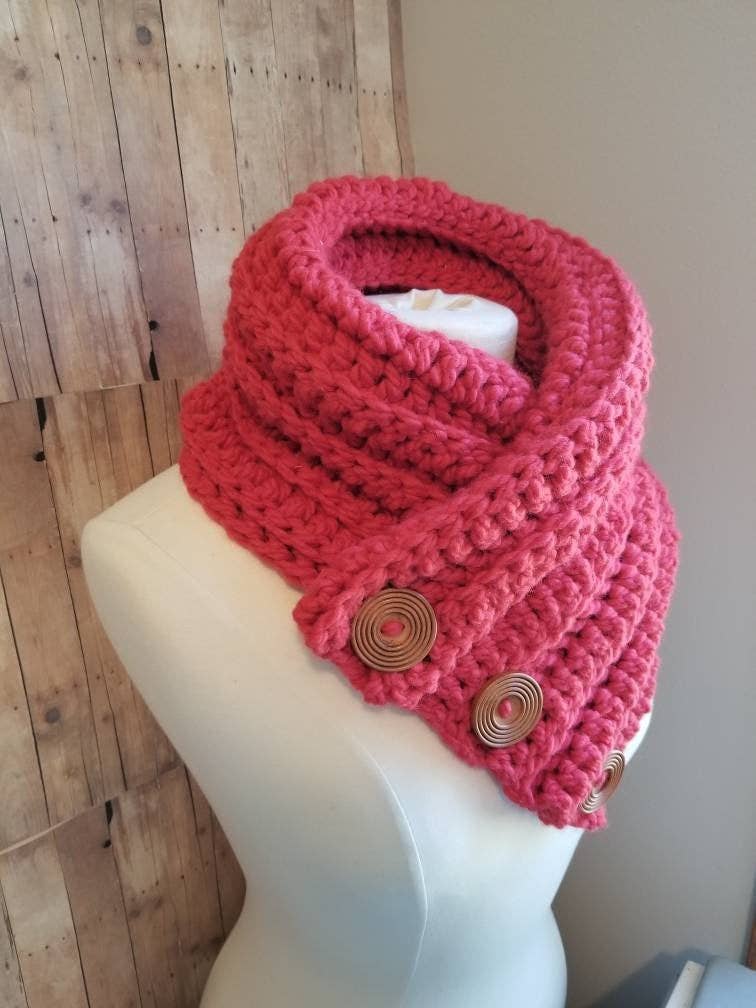 Three Button Cowl