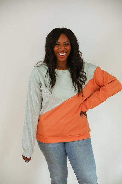 Crewneck Diagonal Zip Breastfeeding Sweatshirt | Camel