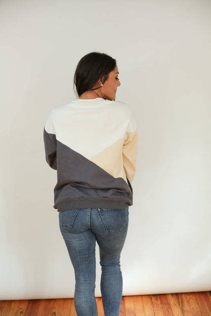 Crewneck Diagonal Zip Breastfeeding Sweatshirt | Camel