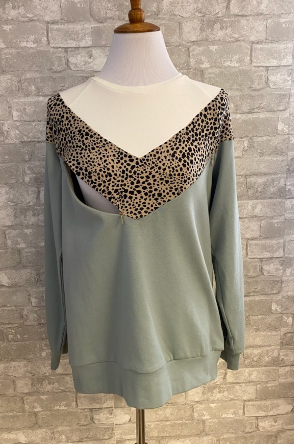 Oversized Chevron Nursing Sweatshirt- Cheetah Sage