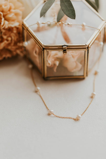 Hello Adorn - Pearl Choker