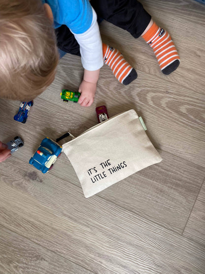 It's the Little Things | Small Zipper Pouch