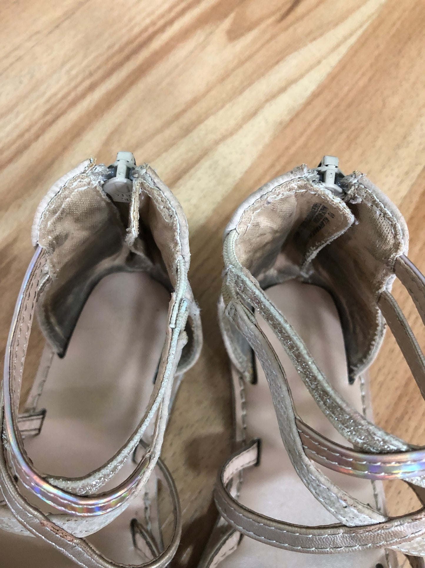 Cat & Jack Sparkly Gladiator Sandals Toddler 10 (Gently Used)