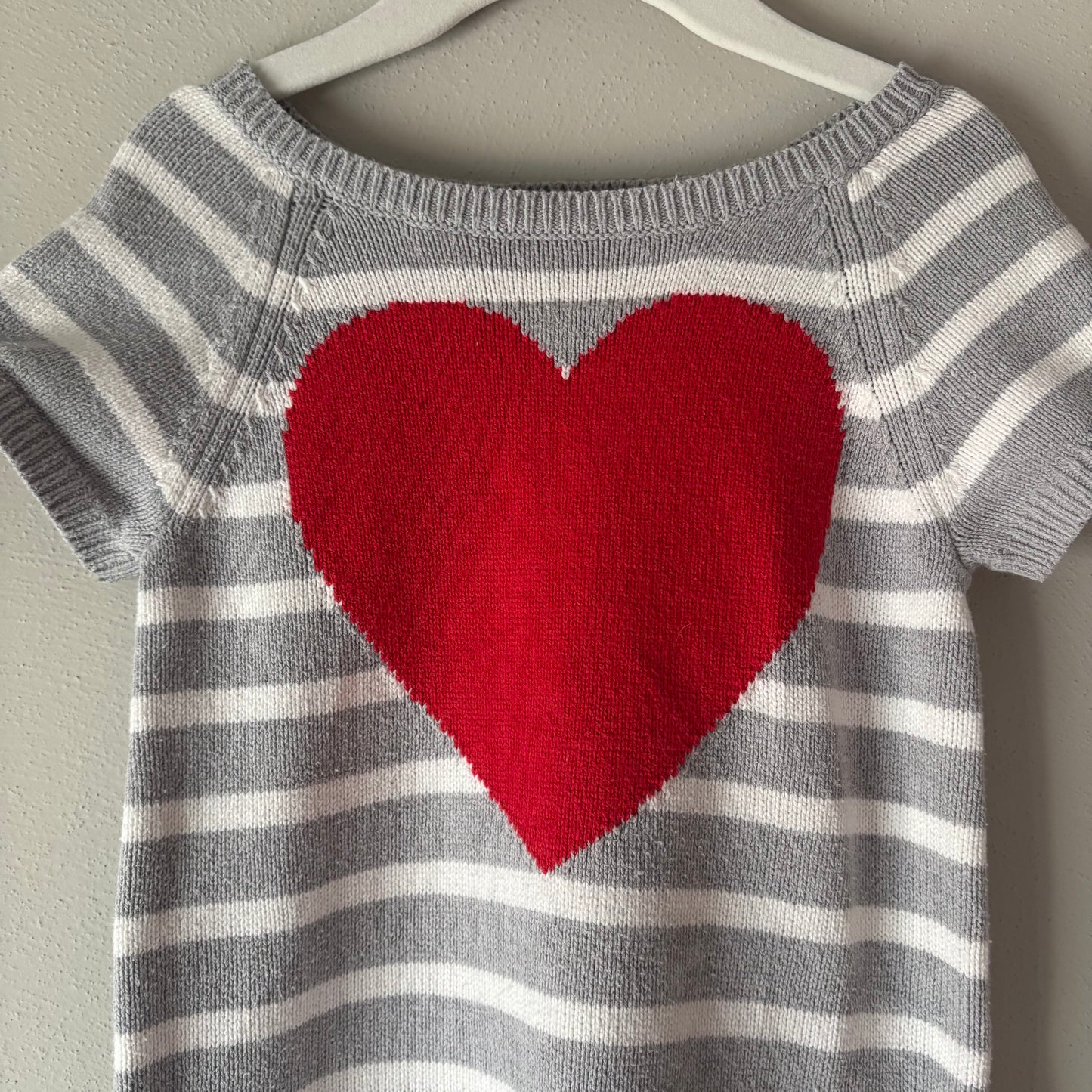 Kids’ Heart Sweater, Short-Sleeve, XS/4 (Pre-Loved)