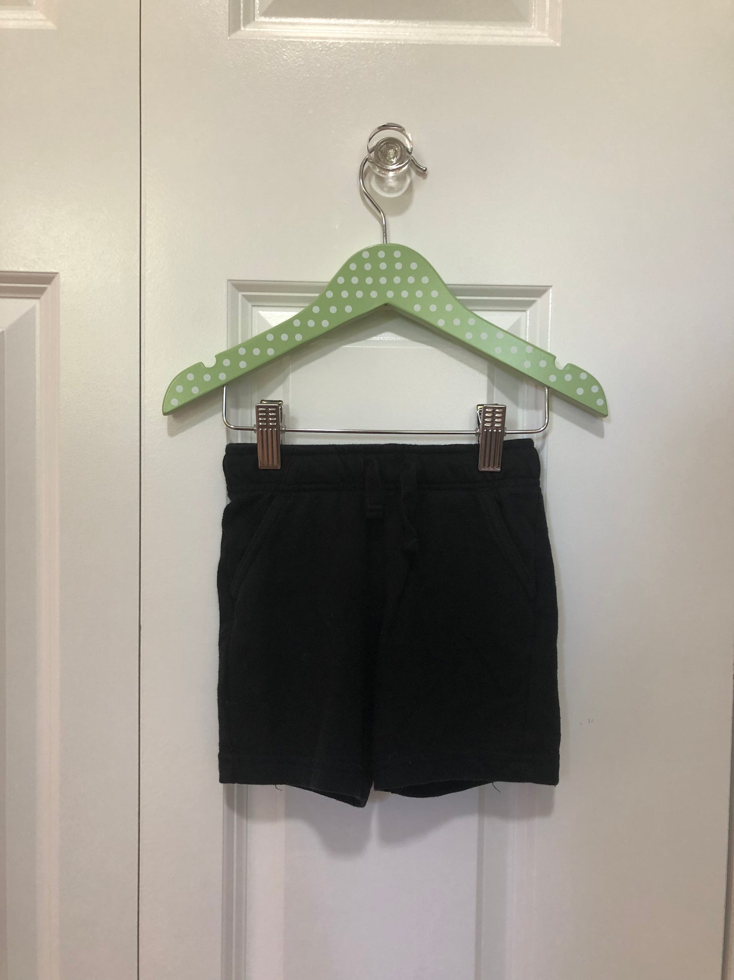 Cat & Jack Black Pull-On Shorts 2T (Gently Used)