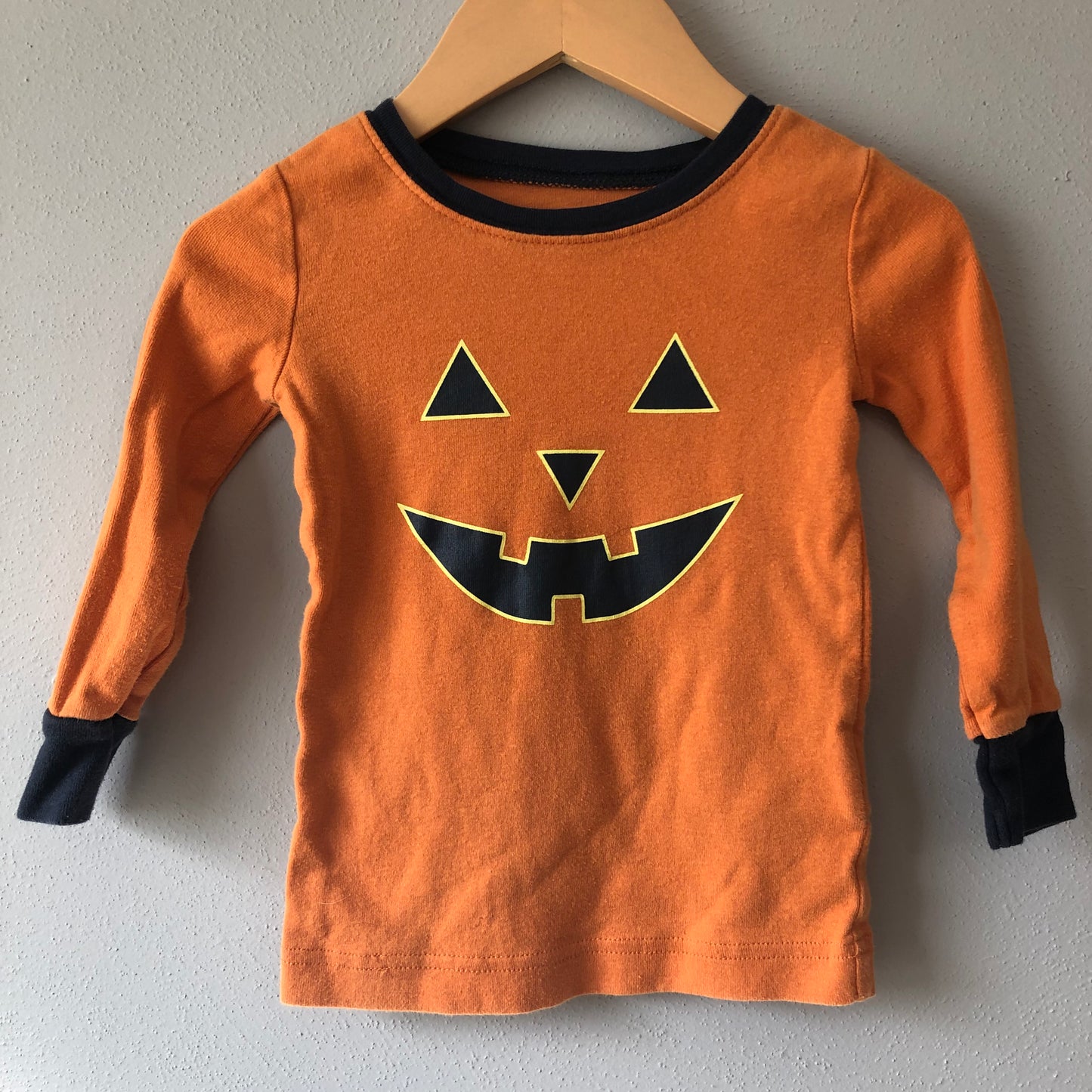 Old Navy Long Sleeve Orange Pumpkin Shirt, 2T (Pre-Loved)