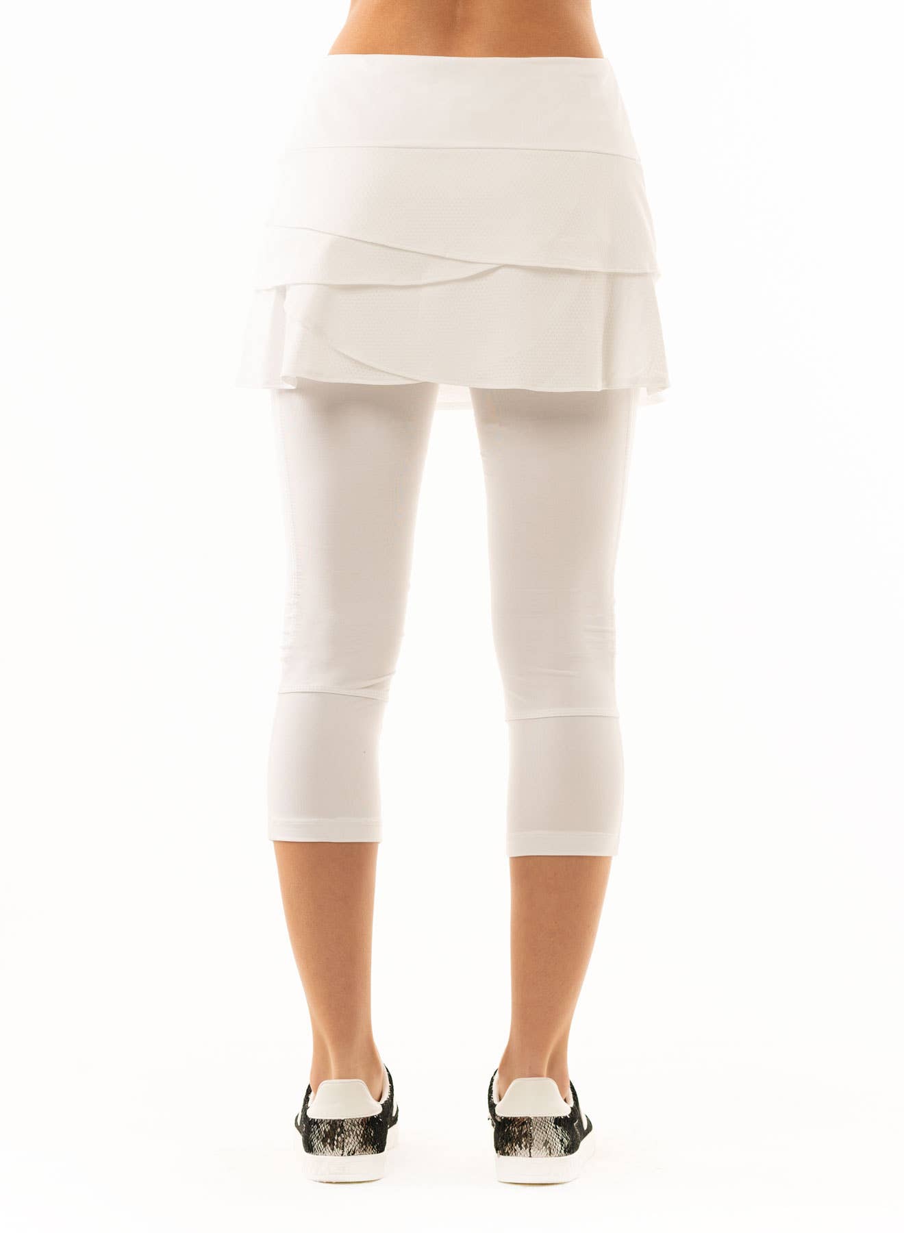 Women's Scallop Capri Legging | Black