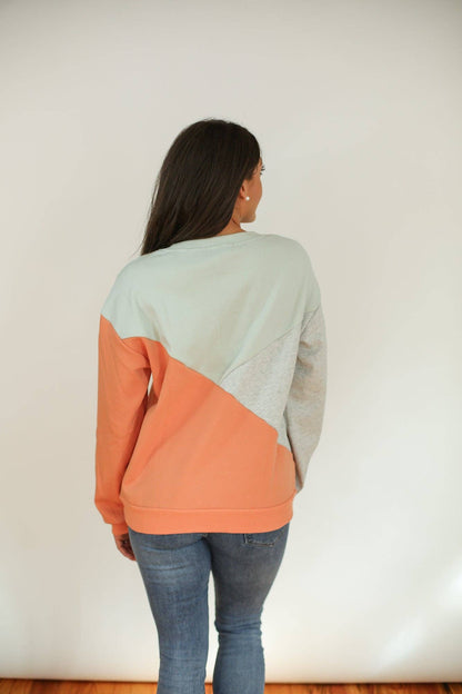 Crewneck Diagonal Zip Breastfeeding Sweatshirt | Camel