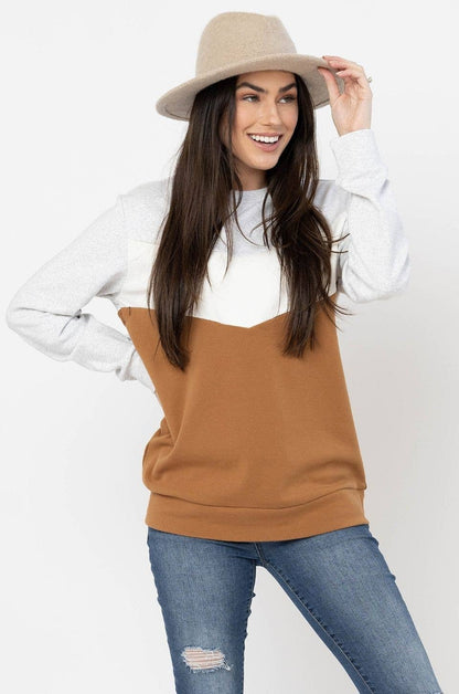 Nursing Queen Sweetheart Nursing Sweatshirt | Camel