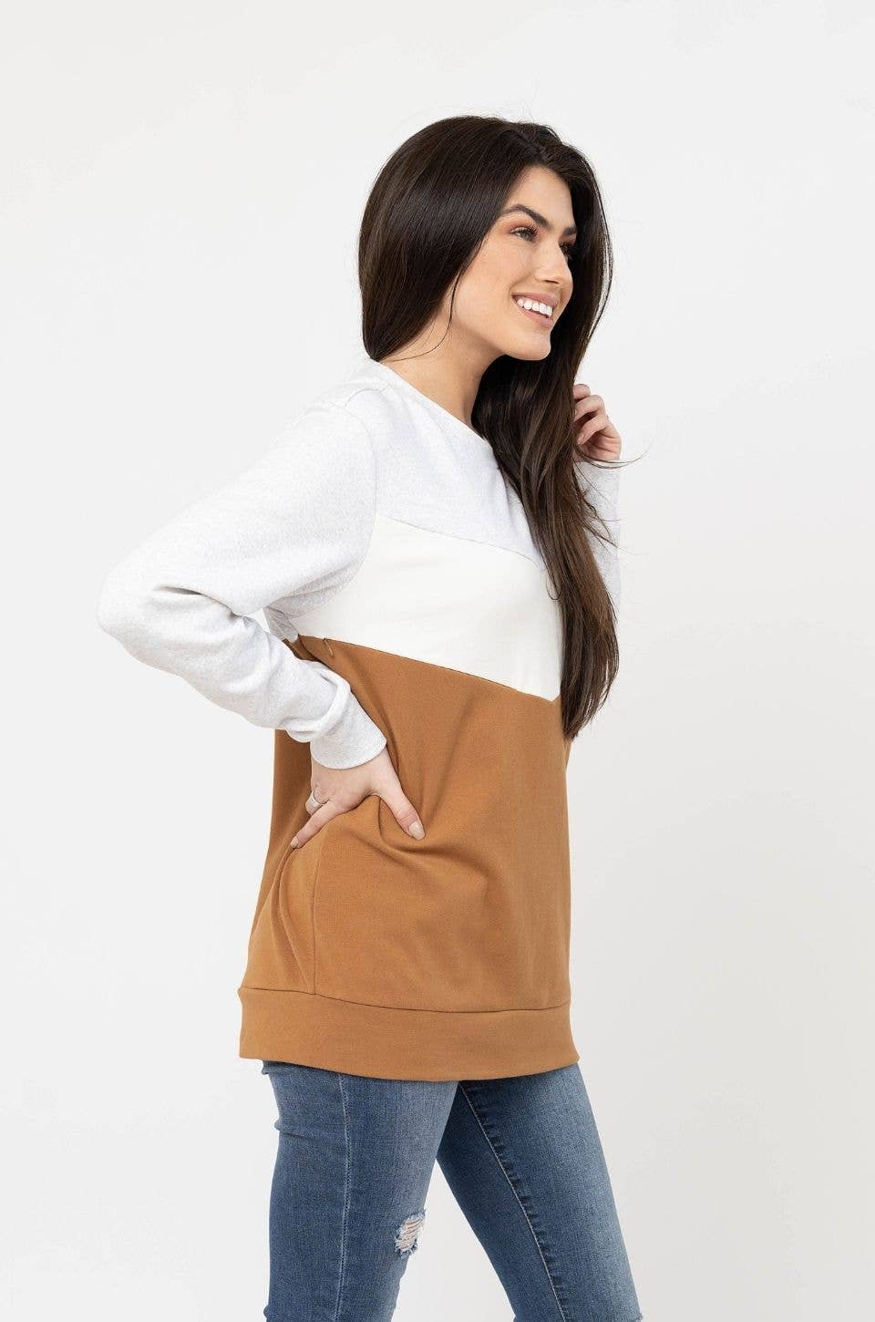 Nursing Queen Sweetheart Nursing Sweatshirt | Camel