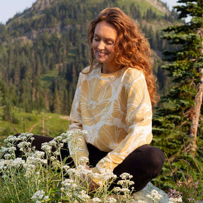 Sweatshirt | Yellow Poppies